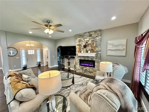 $395,000 | 12200 Country Oaks Drive, Rolla, MO 65401