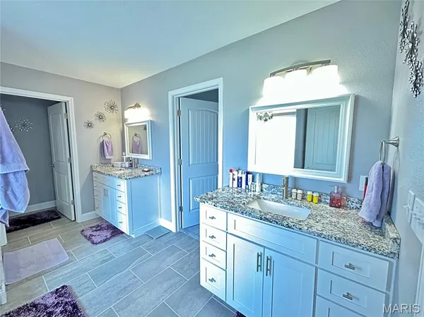 $395,000 | 12200 Country Oaks Drive, Rolla, MO 65401