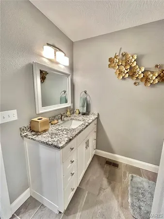 $395,000 | 12200 Country Oaks Drive, Rolla, MO 65401