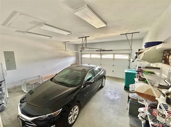 $395,000 | 12200 Country Oaks Drive, Rolla, MO 65401