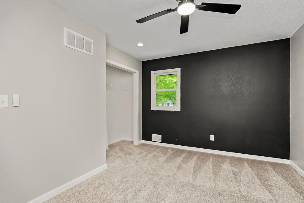2101 Southeast Harding Street Oak Grove, MO 64075 - Photo 11 of 32