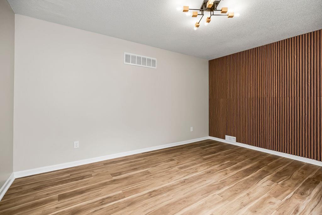 2101 Southeast Harding Street Oak Grove, MO 64075 - Photo 4 of 32