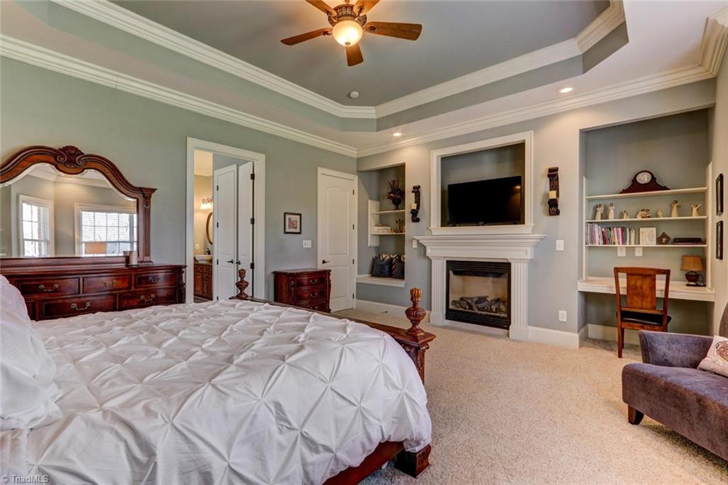 8412 Linville Oaks Drive Oak Ridge, NC 27310 - Photo 14 of 30 Gallery Image 14
