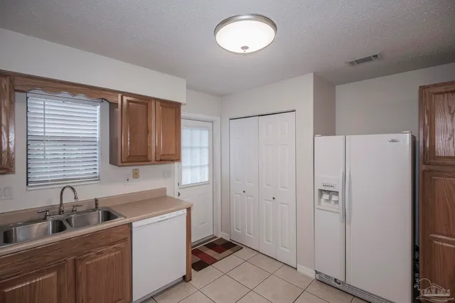 $138,000 | 4344 Langley Avenue, Unit 217D, Pensacola, FL 32504