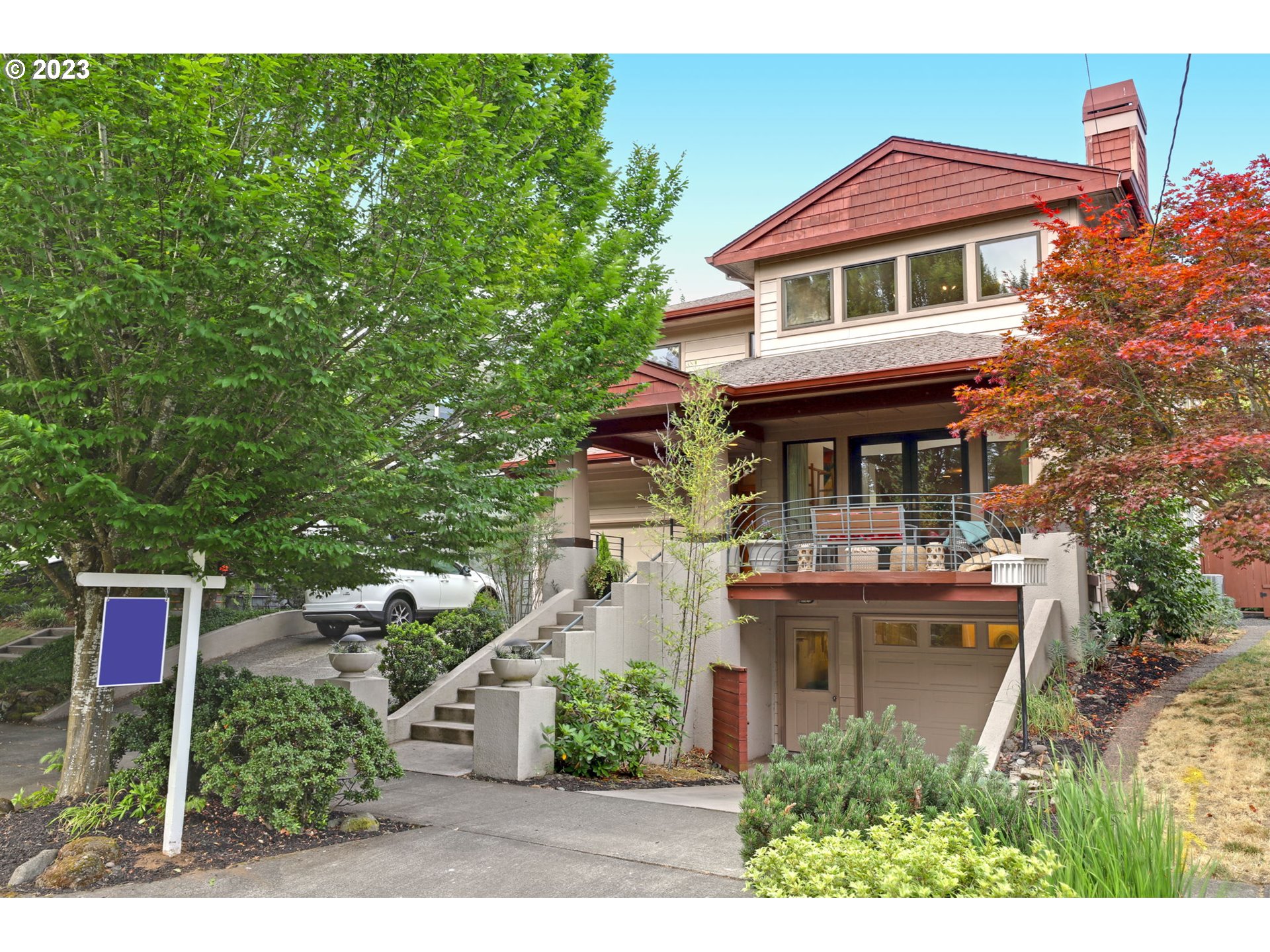 2927 Northeast 28th Ave