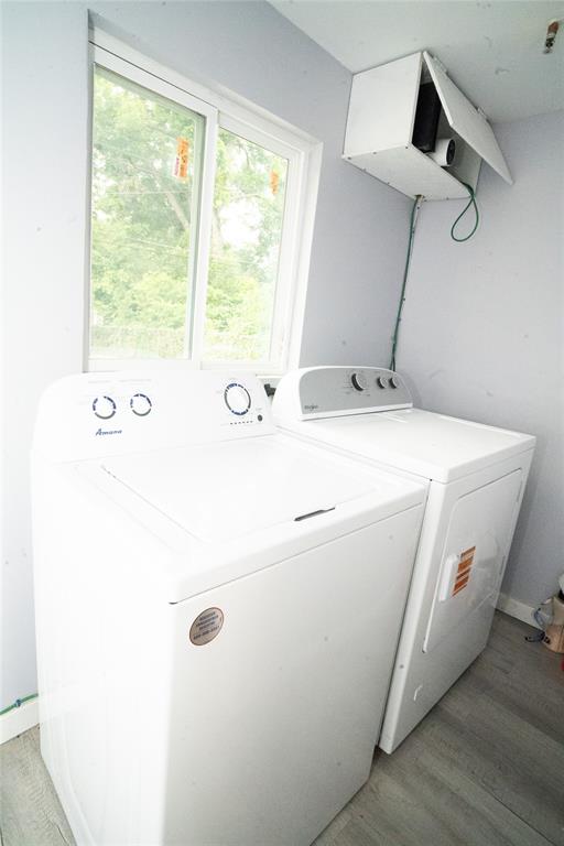 2136 Ridgeway Street Arlington, TX 76010 - Photo 23 of 32 a utility room with dryer and washer