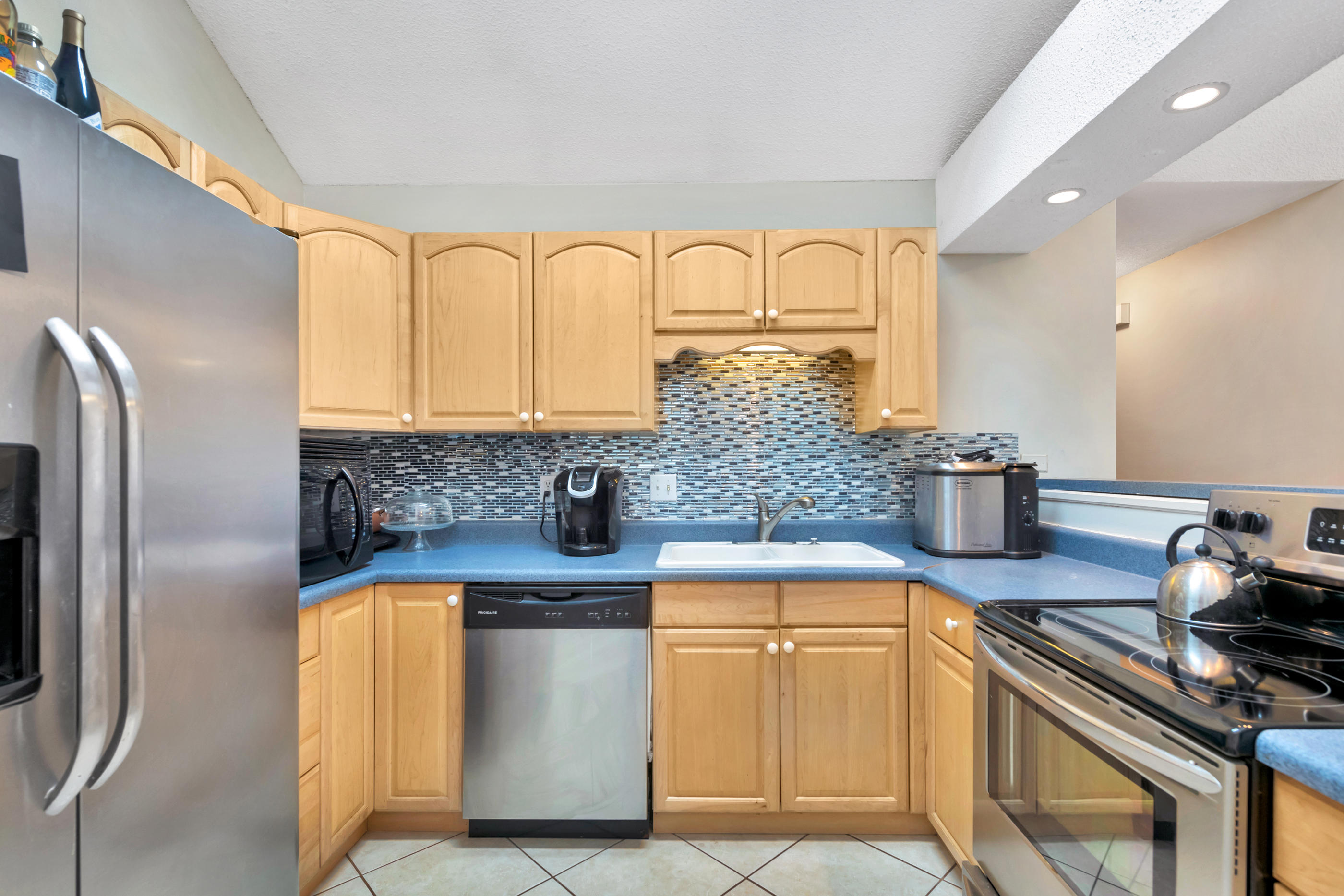 10 Falcon Ridge Lane Fort Walton Beach, FL 32547 - Photo 12 of 22 11a_Kitchen1