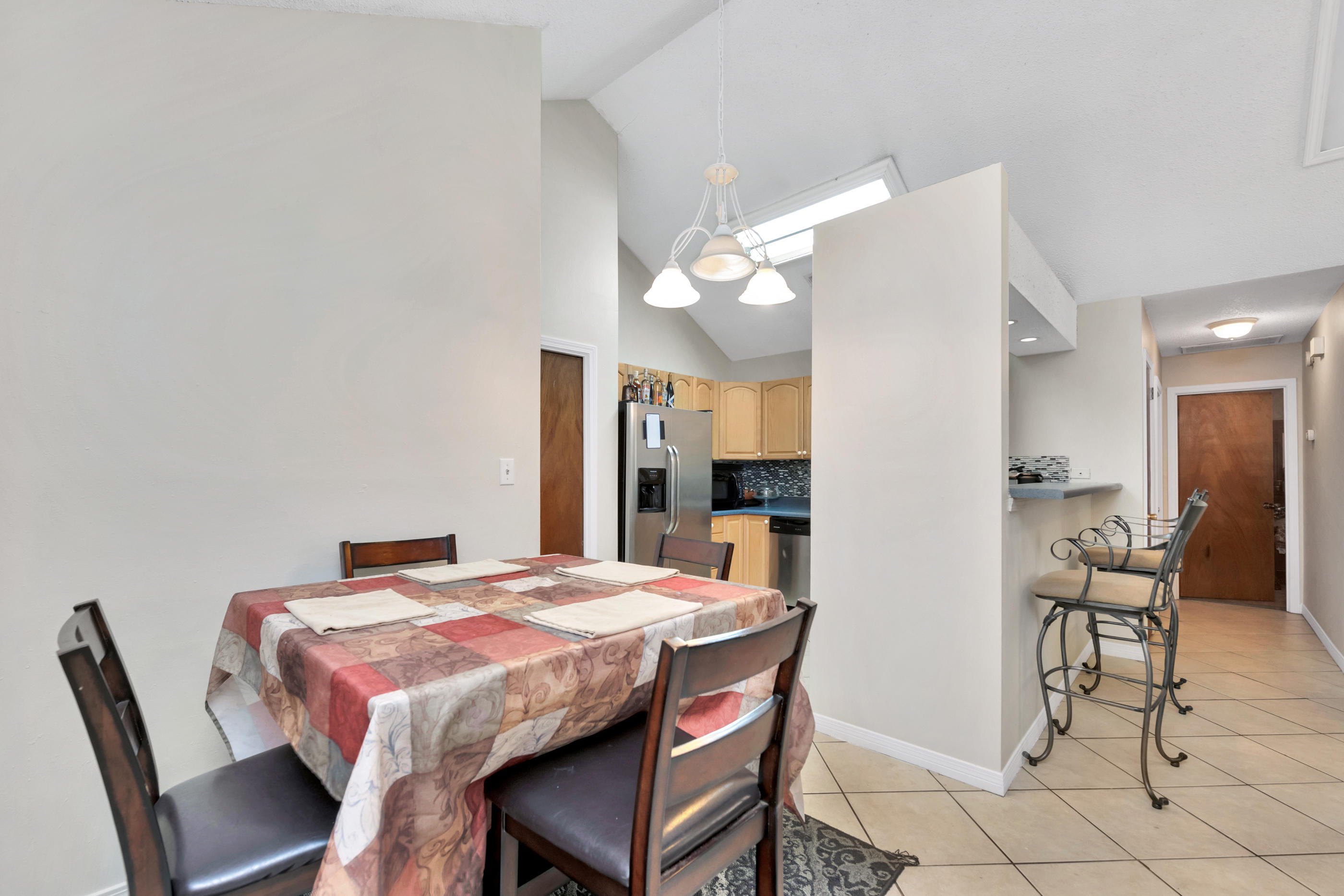 10 Falcon Ridge Lane Fort Walton Beach, FL 32547 - Photo 6 of 22 06_Dining2