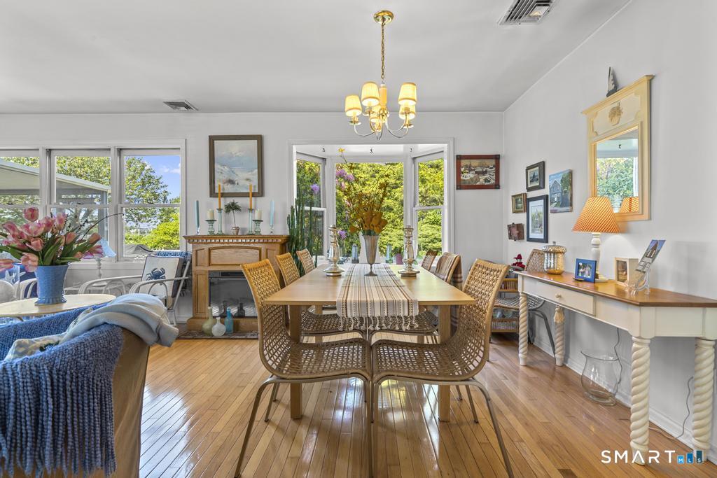 101 Edgemont Road Milford, CT 06460 - Photo 8 of 24 Dining room