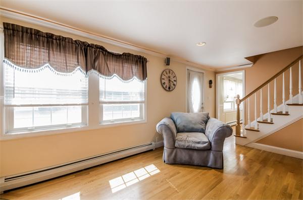 10 Sumner Road Salem, MA 01970 - Photo 6 of 30