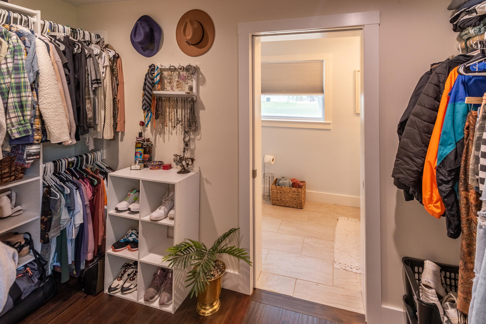 307 Taylor Road Knoxville, TN 37920 - Photo 22 of 33 Int - Master Bedroom 2 Closet