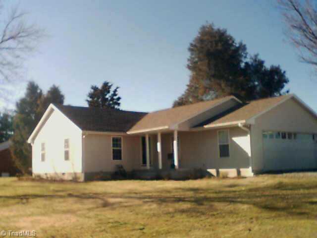 5675 Gumtree Road Winston-Salem, NC 27107 - Photo 1 of 1 Exterior Front.