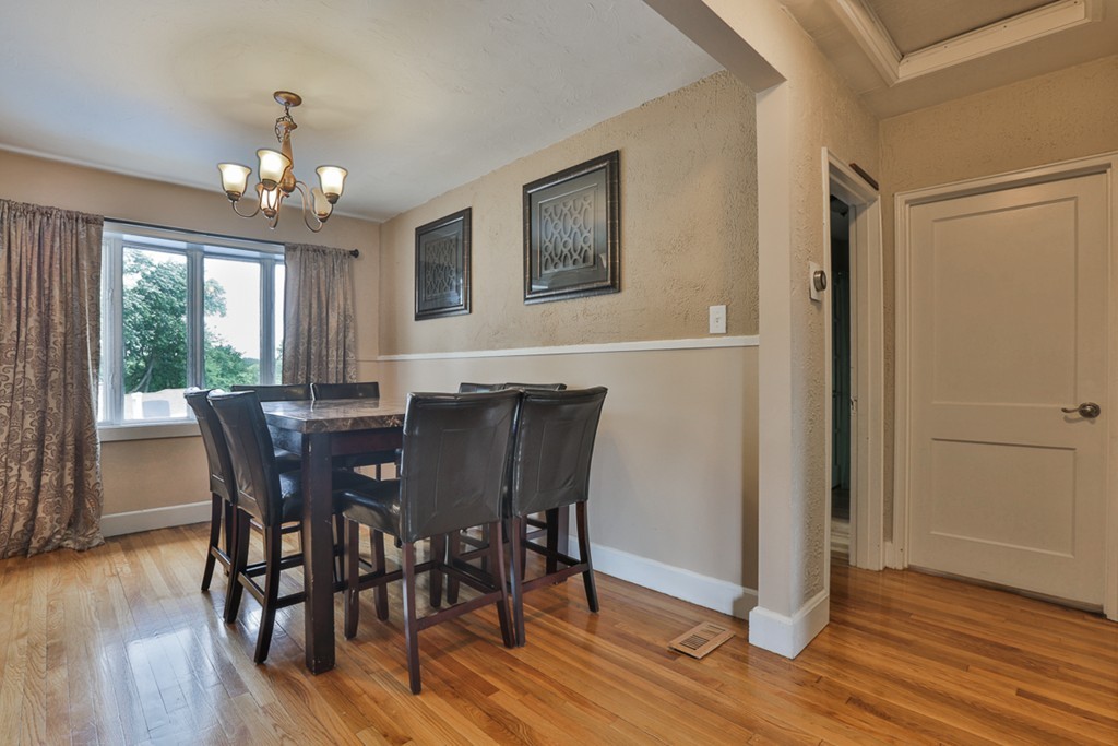 35 Herrick Road Peabody, MA 01960 - Photo 8 of 25 Gallery Image 8