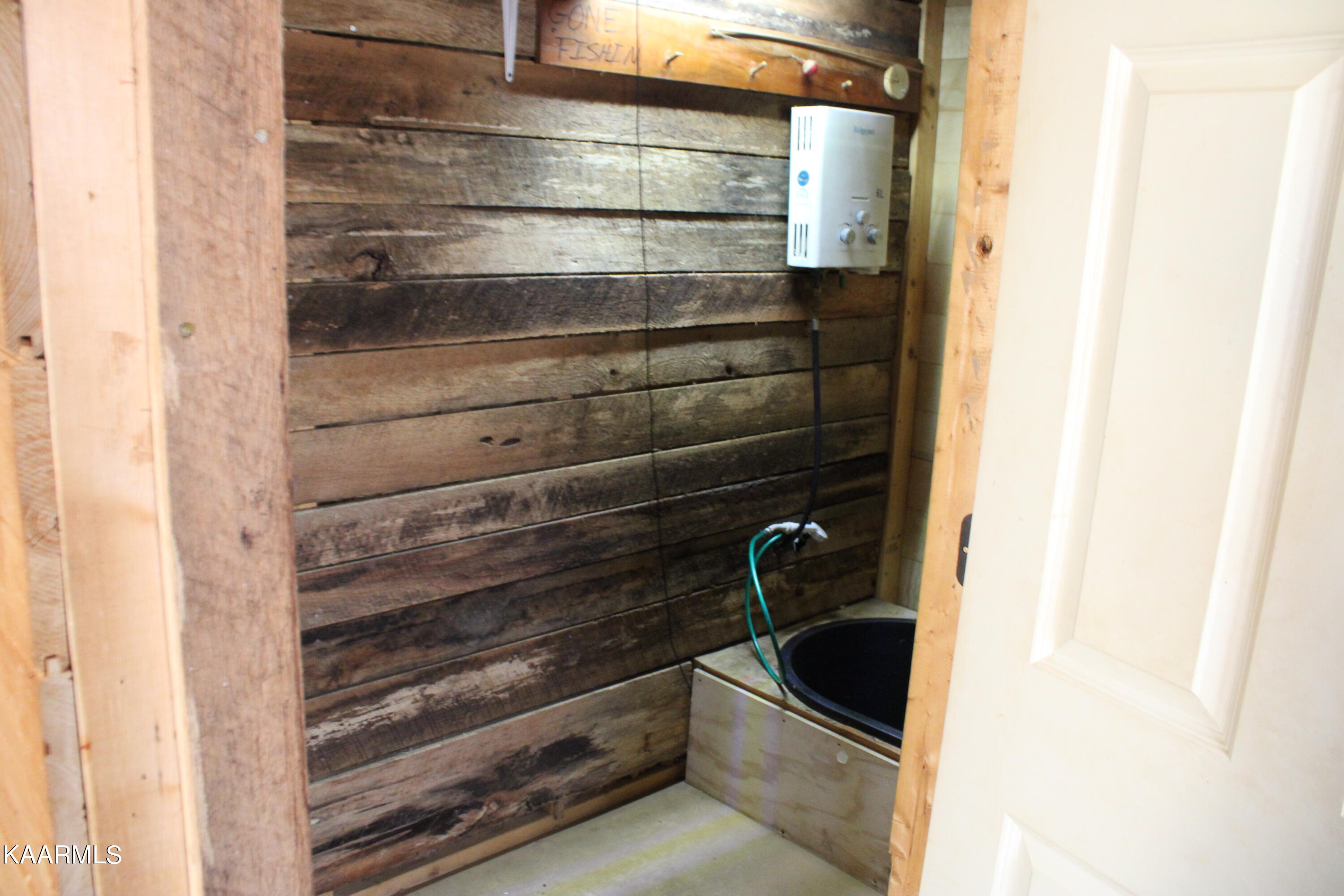 60 Apple Road Crossville, TN 38572 - Photo 8 of 17 IMG_0099