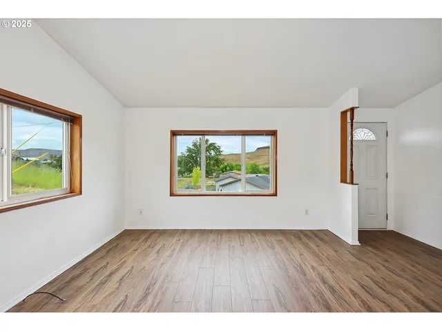 $140,000 | 295 Krameria Street, Arlington, OR 97812