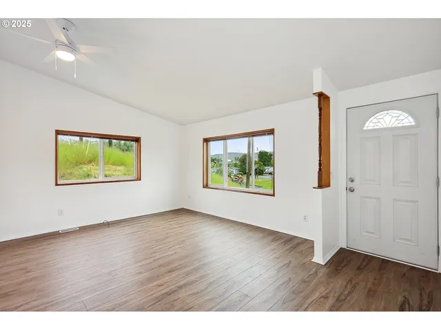 $140,000 | 295 Krameria Street, Arlington, OR 97812