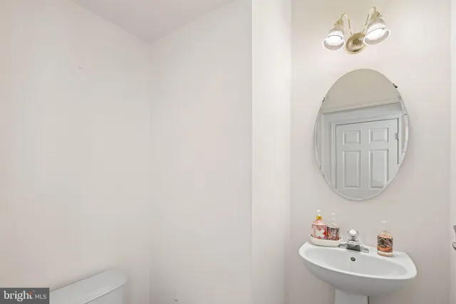 $875,000 | 705 Matthew Drive, Yardley, PA 19067