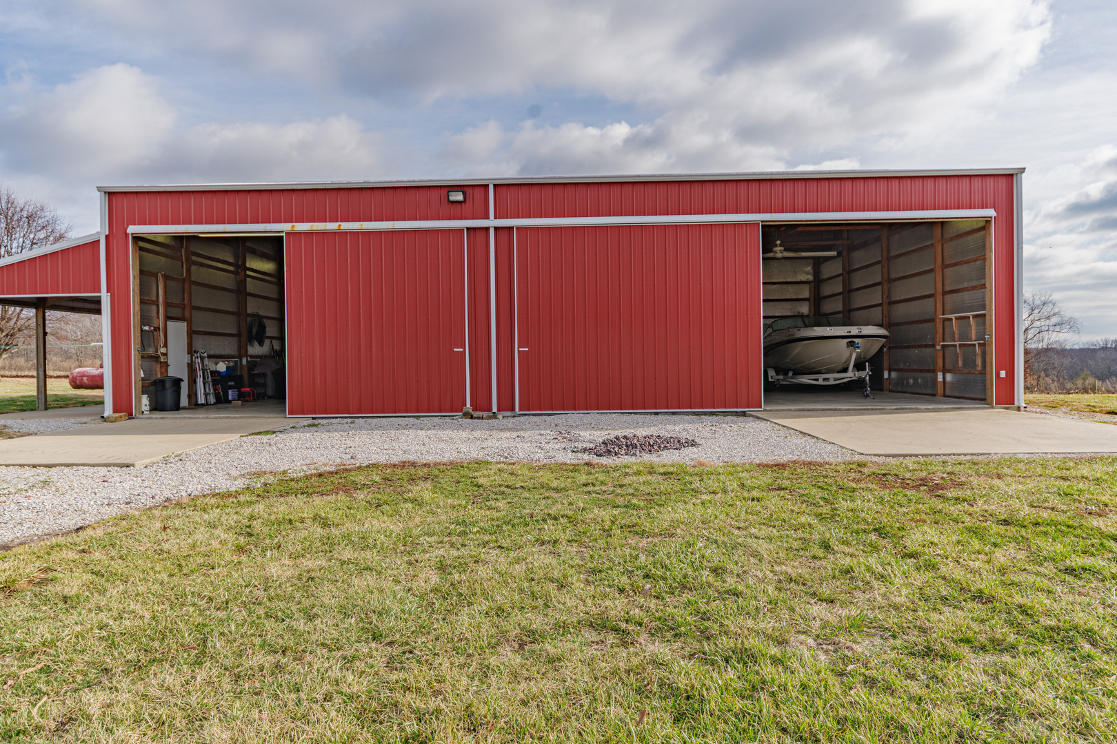 4786 Keller Road Iuka, IL 62849 - Photo 3 of 40