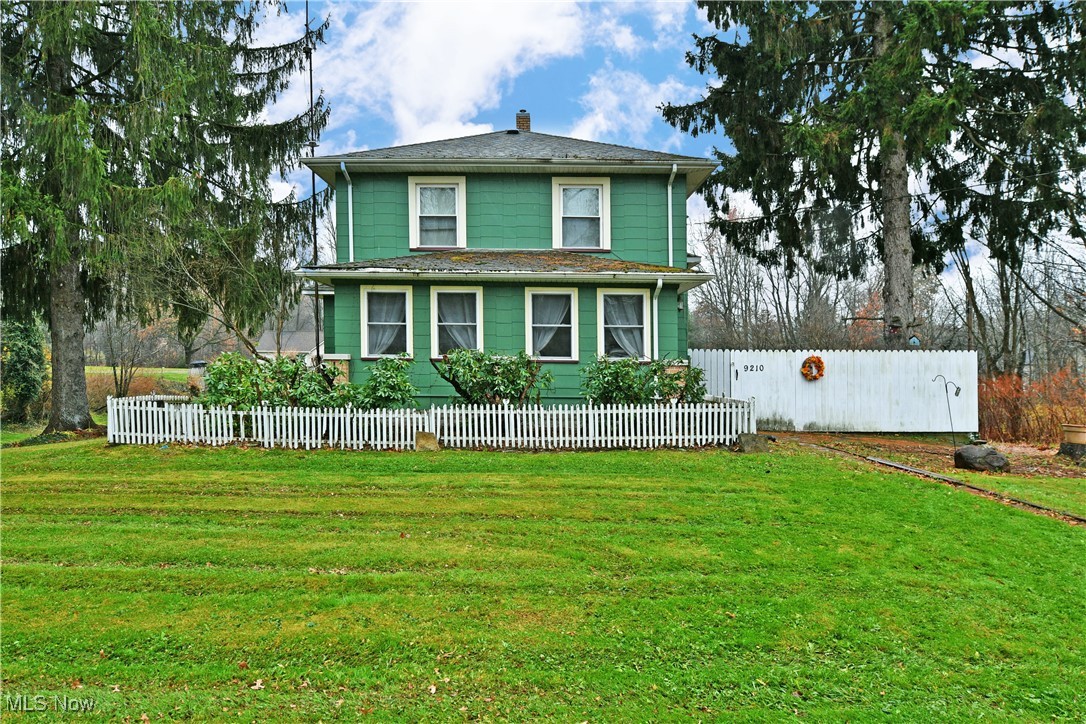 9210 Howland Springs Road Southeast Warren, OH 44484 - Photo 1 of 50