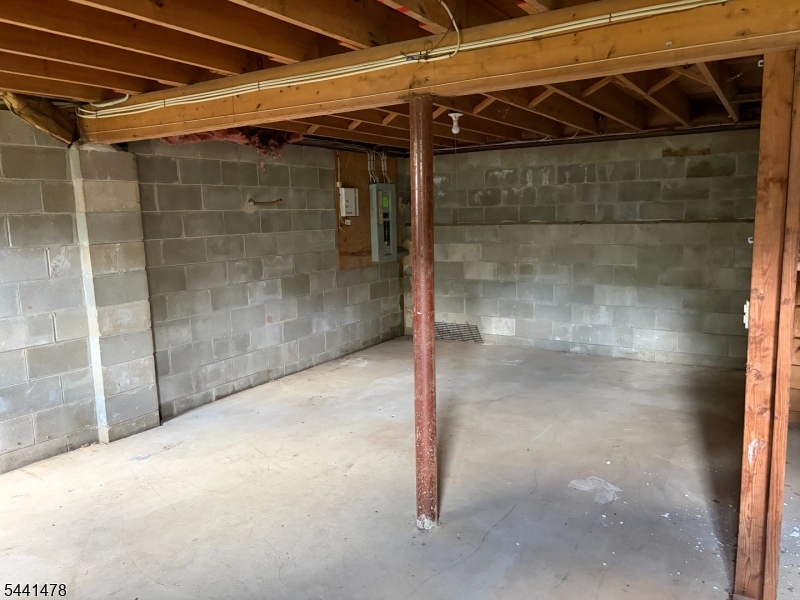 124 Perryville Road Pittstown, NJ 08867 - Photo 25 of 41