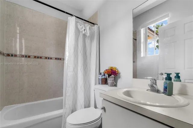 $352,000 | 120 Southeast 6th Road, Homestead, FL 33030