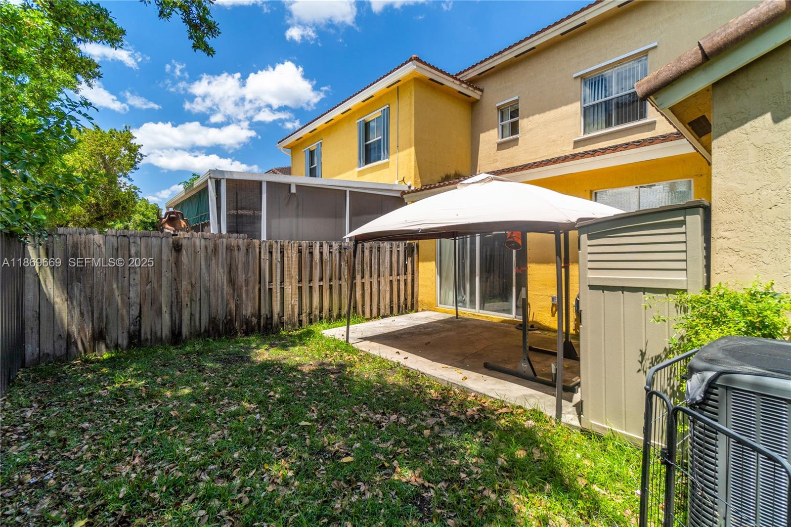 120 Southeast 6th Road Homestead, FL 33030 - Photo 22 of 31 a front view of a house with garden