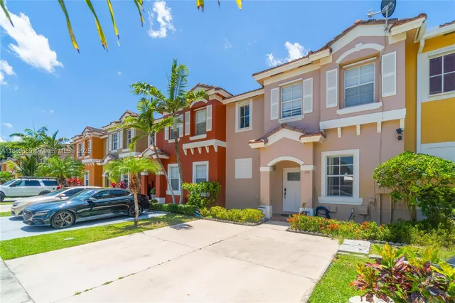 $352,000 | 120 Southeast 6th Road, Homestead, FL 33030