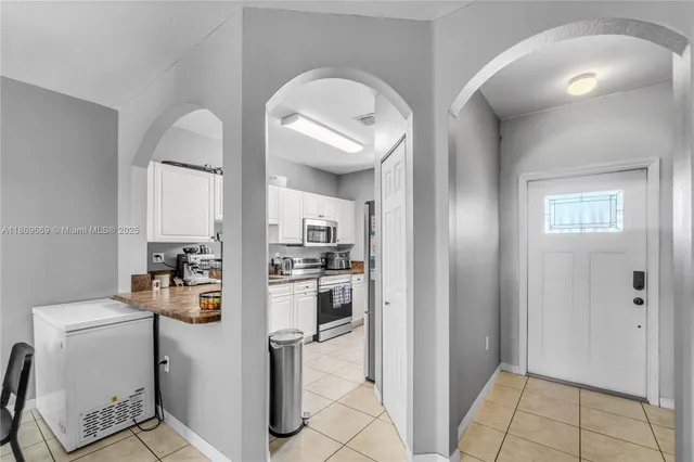 $352,000 | 120 Southeast 6th Road, Homestead, FL 33030