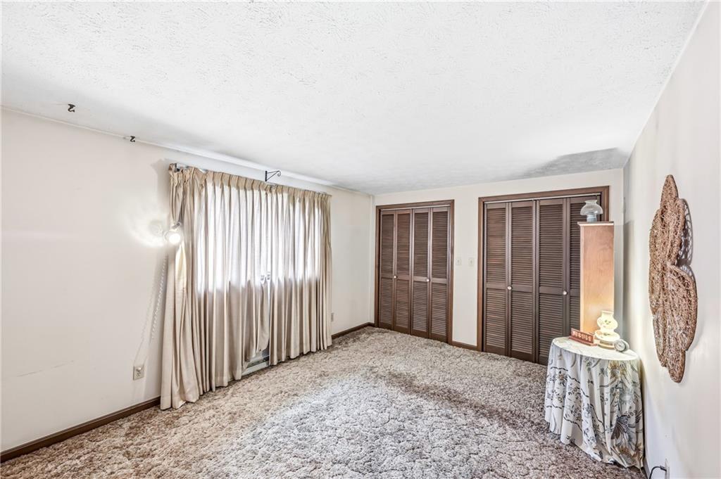 520 South Maysville Road Greenville, PA 16125 - Photo 14 of 33 an empty room with windows