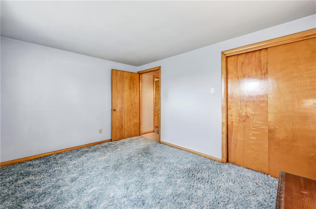 520 South Maysville Road Greenville, PA 16125 - Photo 19 of 33 a view of an empty room and window