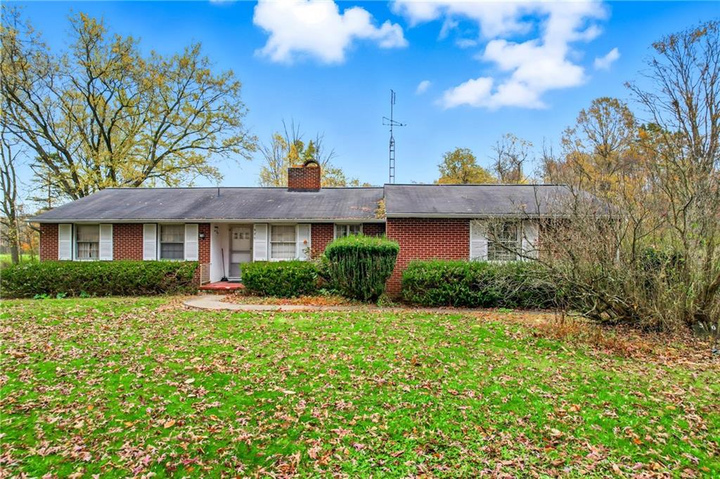 520 South Maysville Road Greenville, PA 16125 - Photo 27 of 33 a front view of a house with a yard