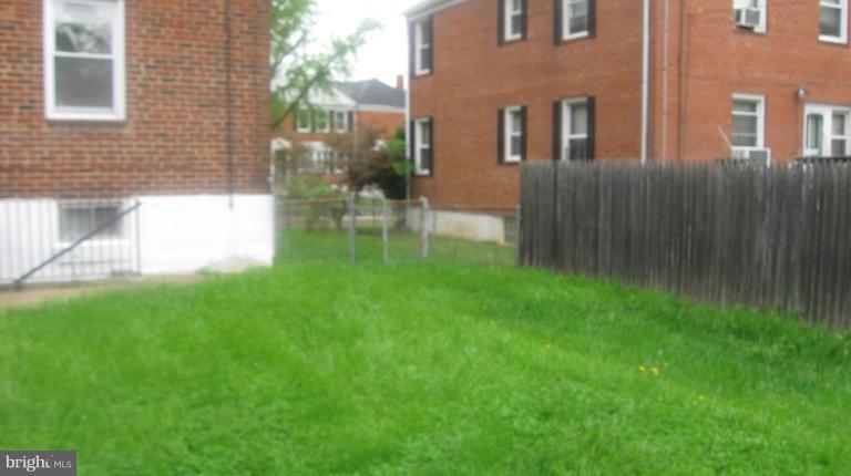 4033 Edgewood Road Baltimore, MD 21215 - Photo 10 of 12 Exterior #2