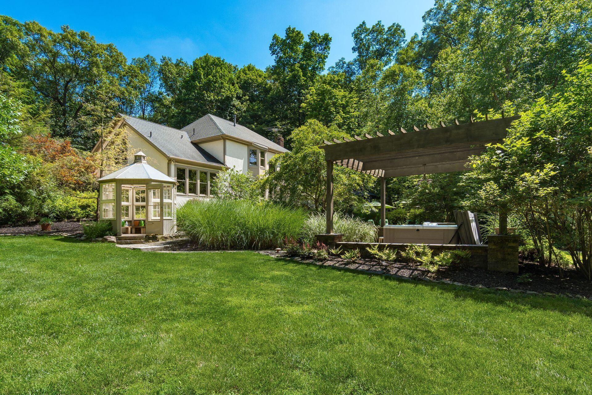 7380 Red Bank Road Westerville, OH 43082 - Photo 25 of 84 Backyard