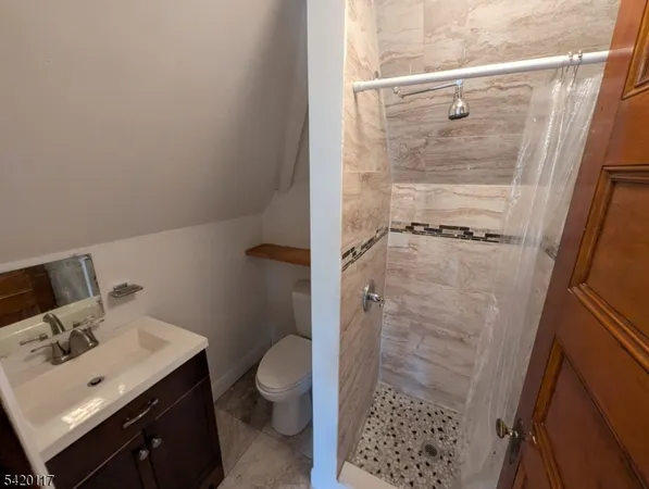 $4,500 | 124 2nd Avenue, Unit 1, Newark, NJ 07104