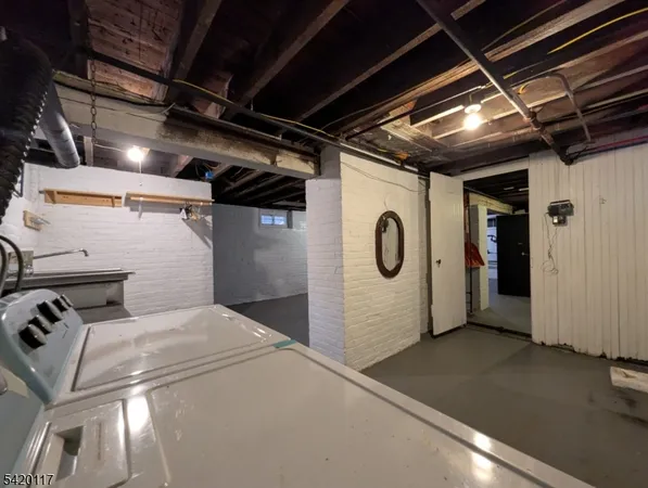 $4,500 | 124 2nd Avenue, Unit 1, Newark, NJ 07104