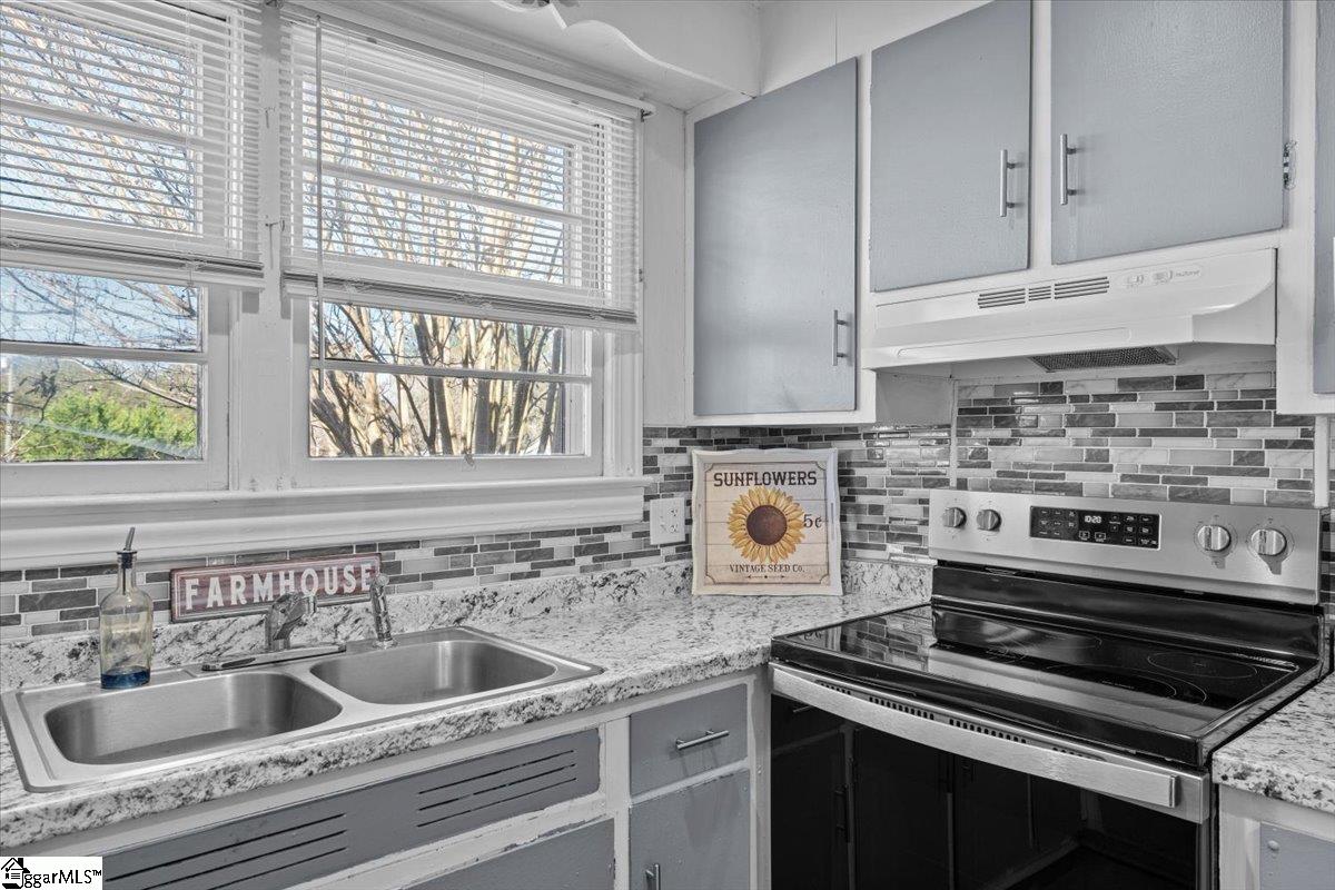 3300 Earls Bridge Road Easley, SC 29640 - Photo 11 of 30