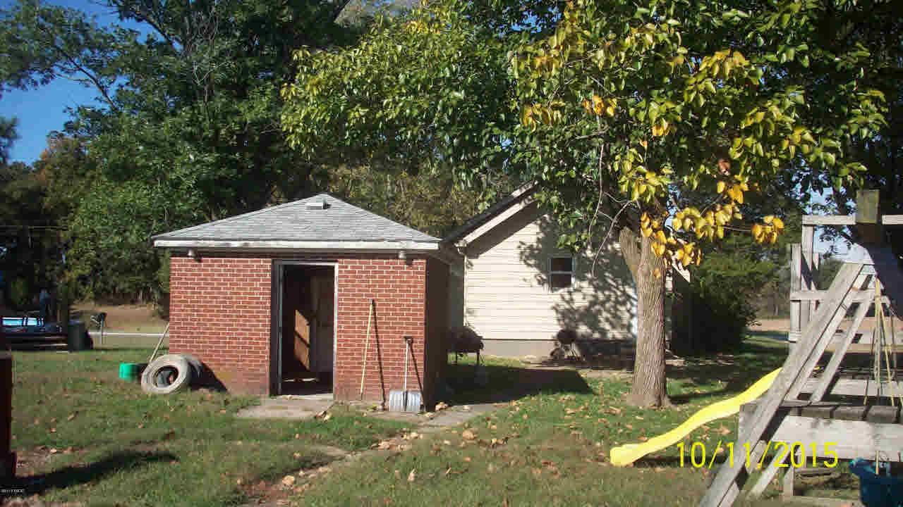 8528 Middle Mulkeytown, IL 62865 - Photo 13 of 23