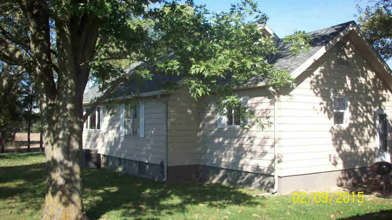 8528 Middle Mulkeytown, IL 62865 - Photo 3 of 23