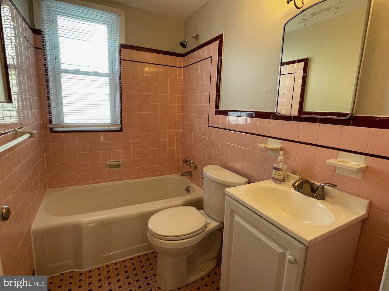 2205 East Darby Road Havertown, PA 19083 - Photo 12 of 13