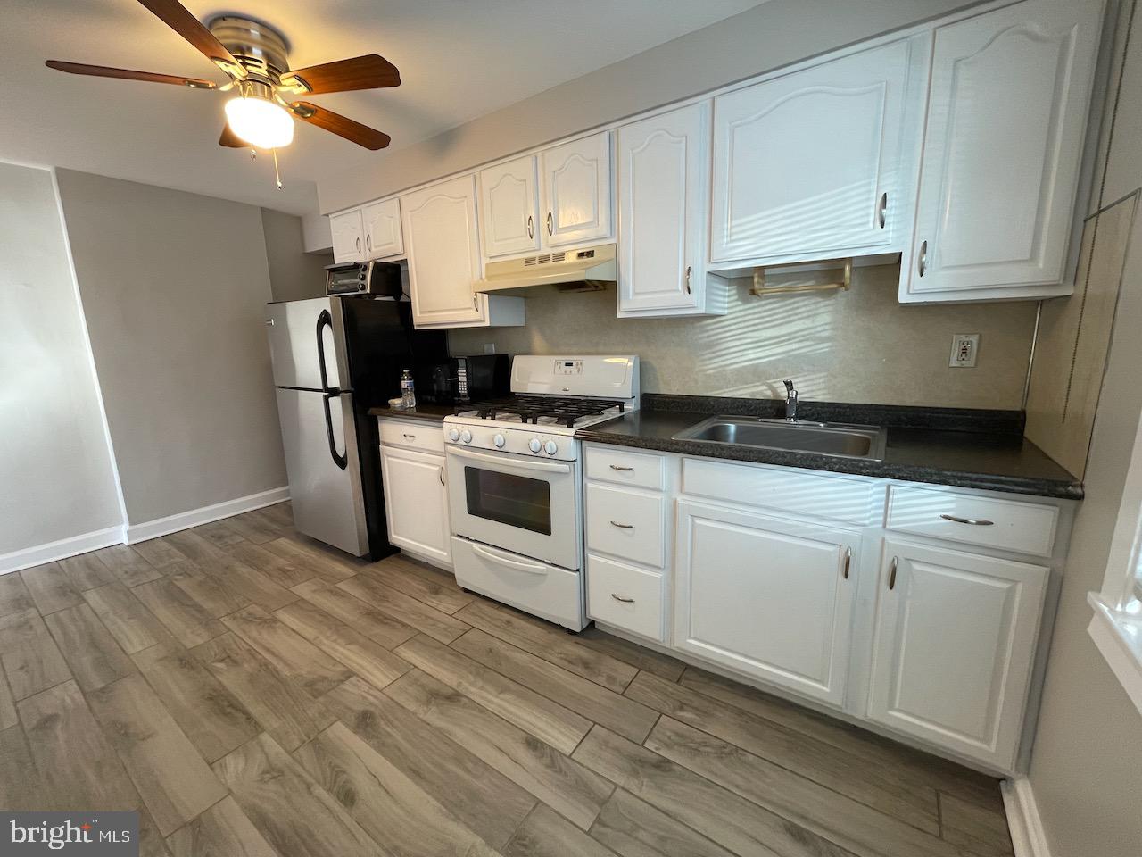 2205 East Darby Road Havertown, PA 19083 - Photo 7 of 13