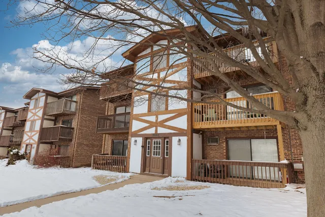 $1,600 | 3652 West 119th Street, Unit 304, Alsip, IL 60803
