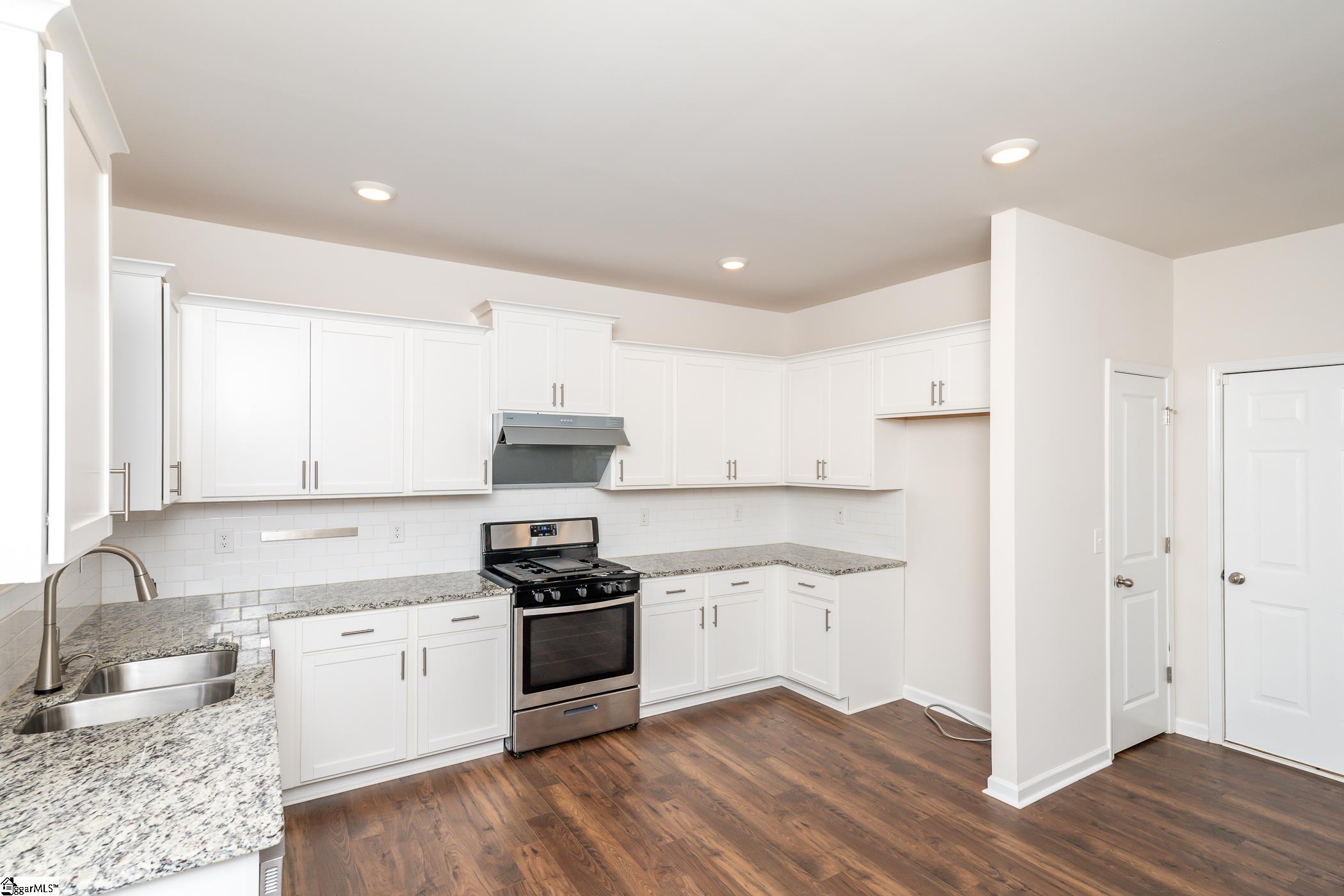 4 Corbel Drive Greer, SC 29650 - Photo 10 of 26