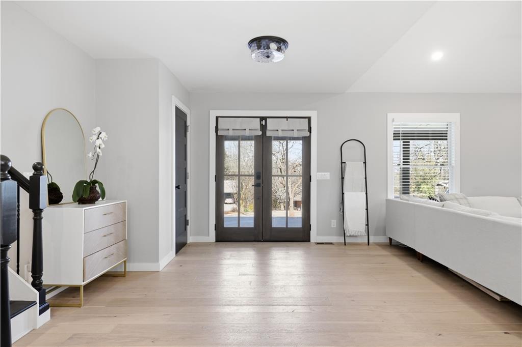 6856 Womack Court Northwest Atlanta, GA 30360 - Photo 5 of 35