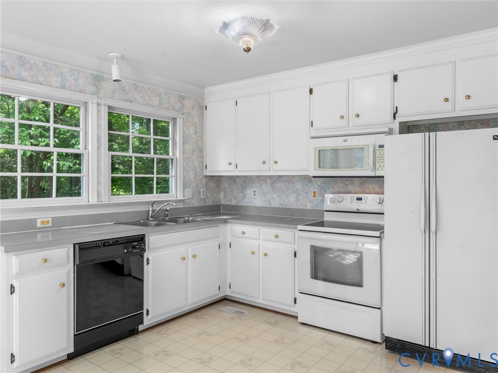 5610 Long Cove Road Midlothian, VA 23112 - Photo 20 of 54 Kitchen
