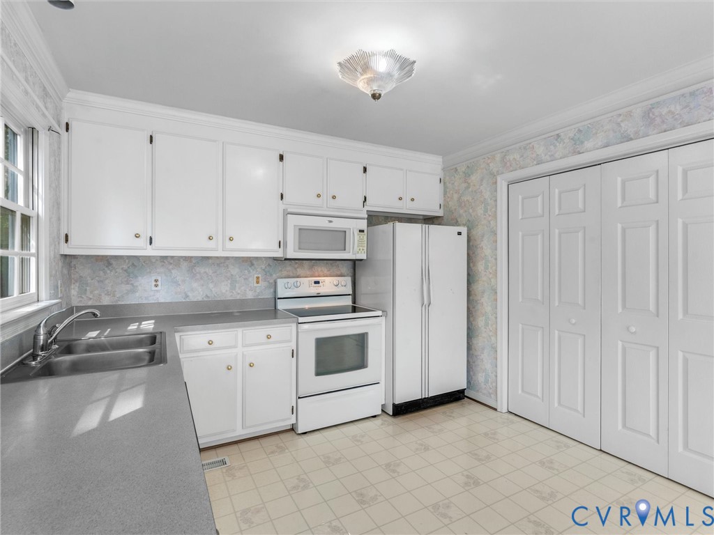 5610 Long Cove Road Midlothian, VA 23112 - Photo 22 of 54 Kitchen