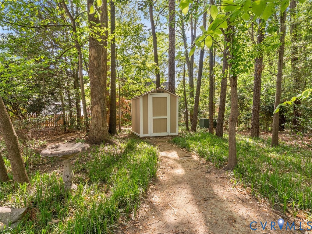 5610 Long Cove Road Midlothian, VA 23112 - Photo 42 of 54 Shed