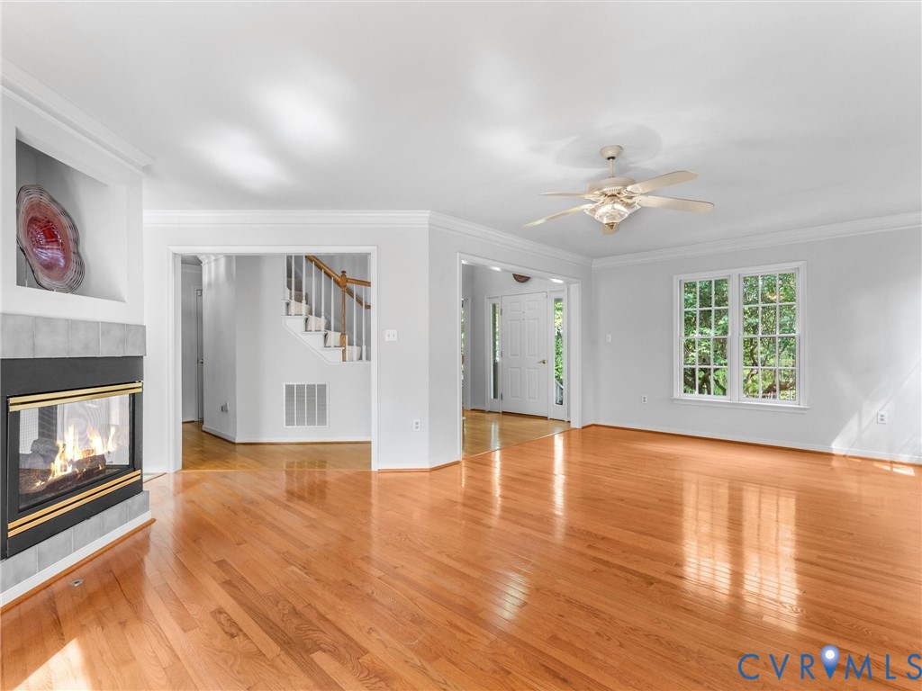 5610 Long Cove Road Midlothian, VA 23112 - Photo 9 of 54 Living room