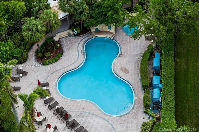 $350,000 | 3400 Northeast 192 Street, Unit 504, Aventura, FL 33180