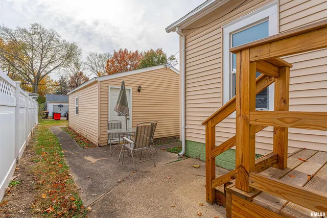 $139,900 | 225 4th Street, Lincoln, IL 62656