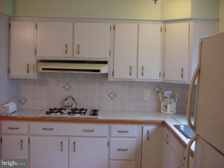 328 Clair Road Southampton, PA 18966 - Photo 7 of 25 Gallery Image 7